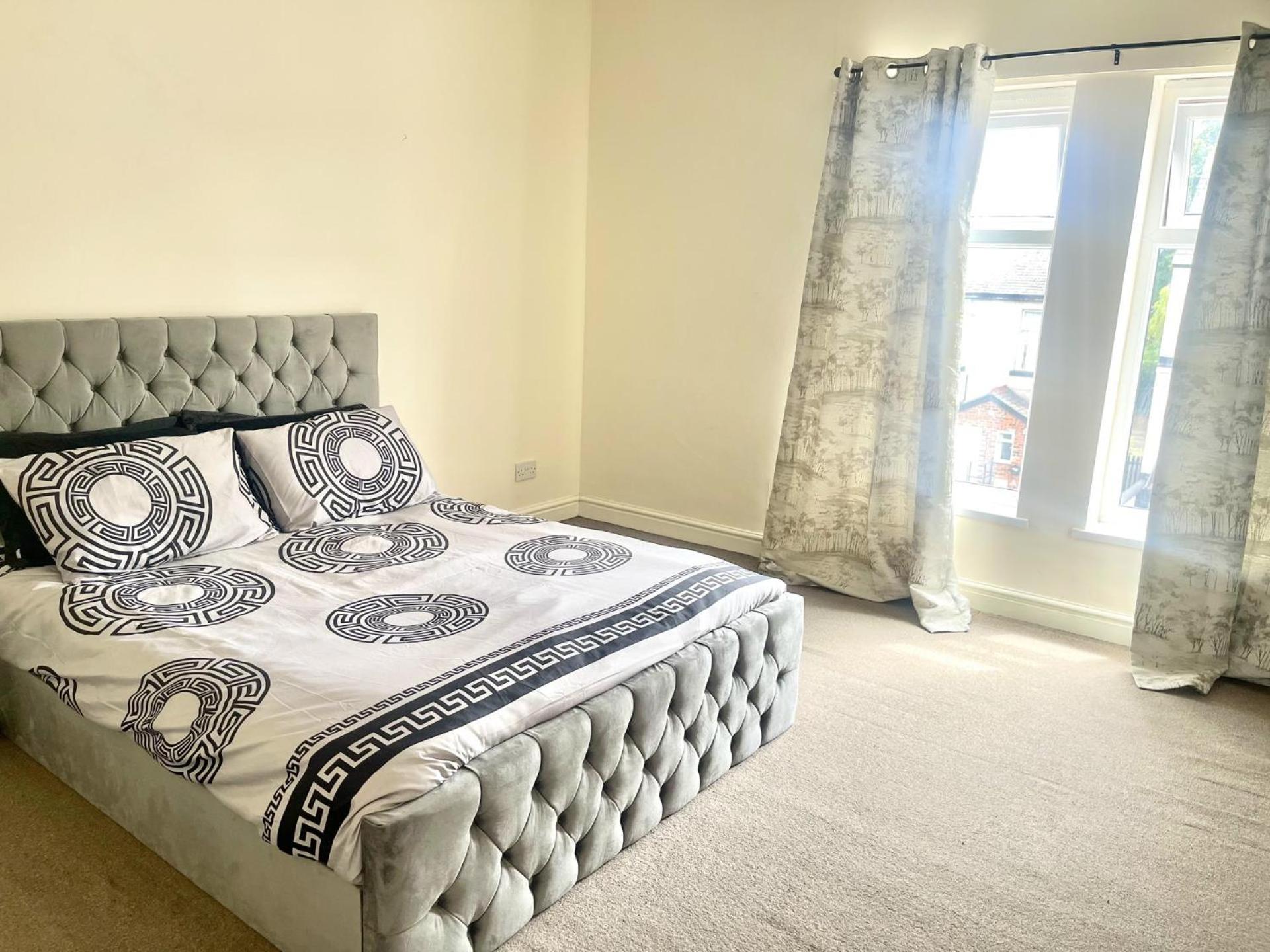 Stylish 1-Bed Apt - Sleeps 4 - Parking - Wifi Manchester Exteriér fotografie