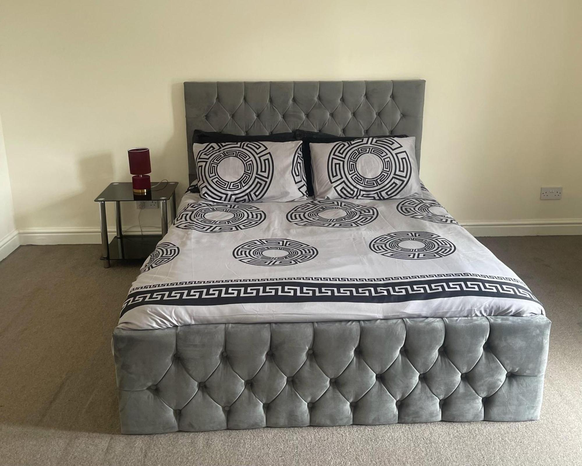 Stylish 1-Bed Apt - Sleeps 4 - Parking - Wifi Manchester Exteriér fotografie